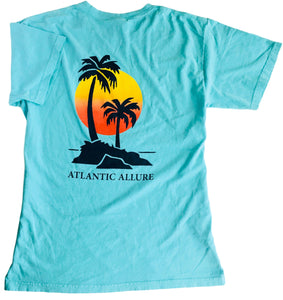 Palm Tree Sunset Short-Sleeve Chalky Mint color