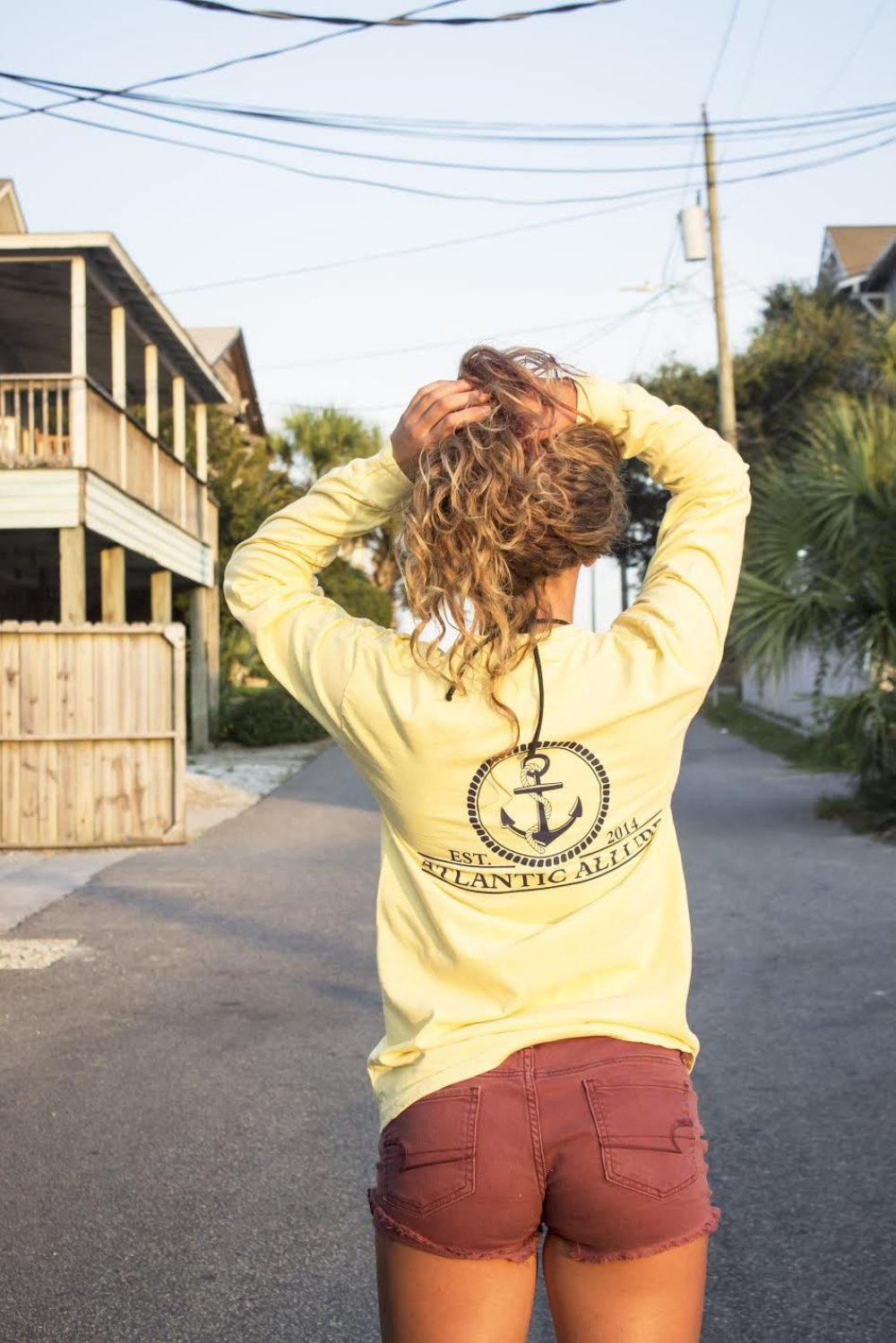 Yellow Long-Sleeve Anchor classic